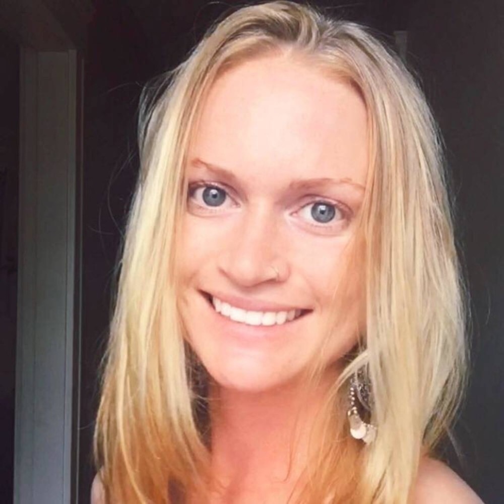 Meet your Posher, Isabel